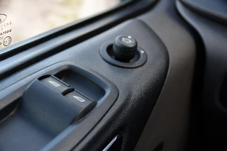 Ford Transit Custom – thumbnail 34