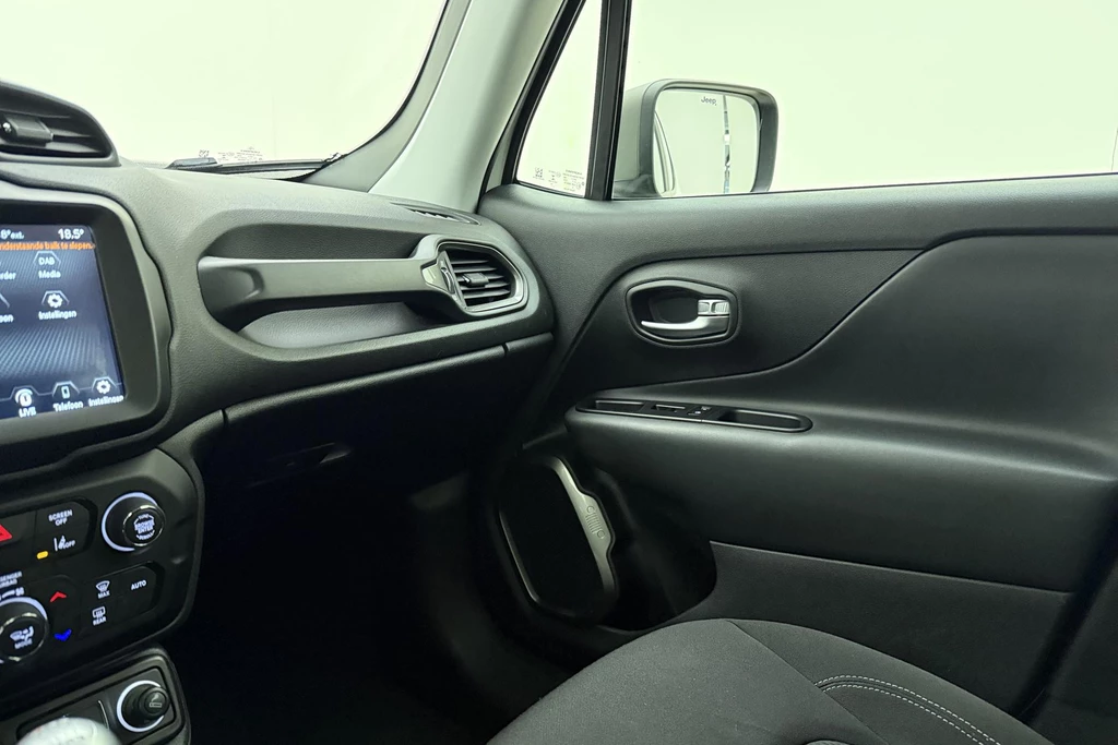 Jeep Renegade – foto 30