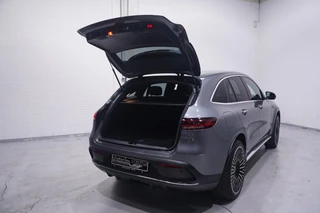 Mercedes-Benz EQC – thumbnail 8