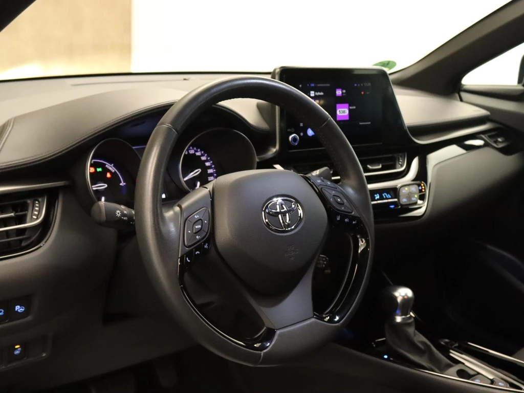 Toyota C-HR – foto 11