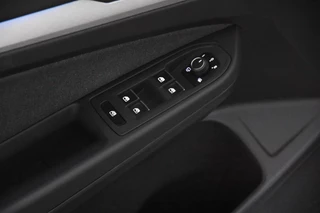 Volkswagen Golf – thumbnail 25