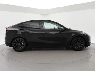 Tesla Model Y – thumbnail 5