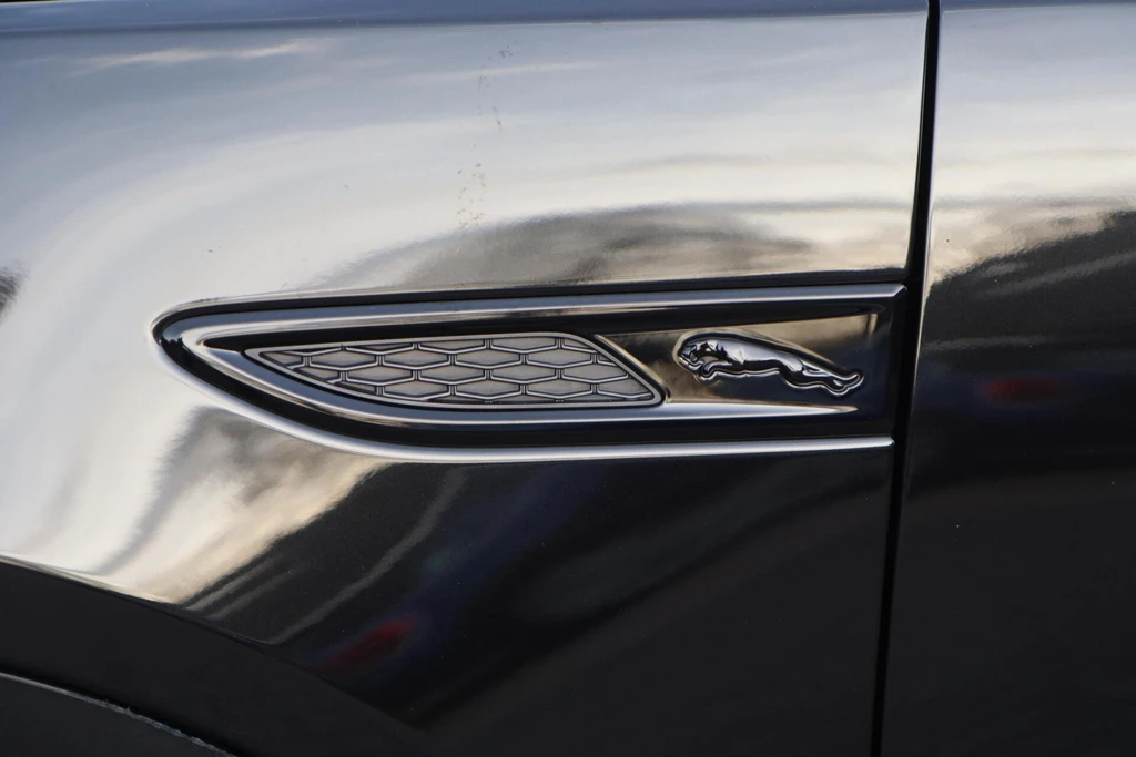 Jaguar E-PACE – foto 82