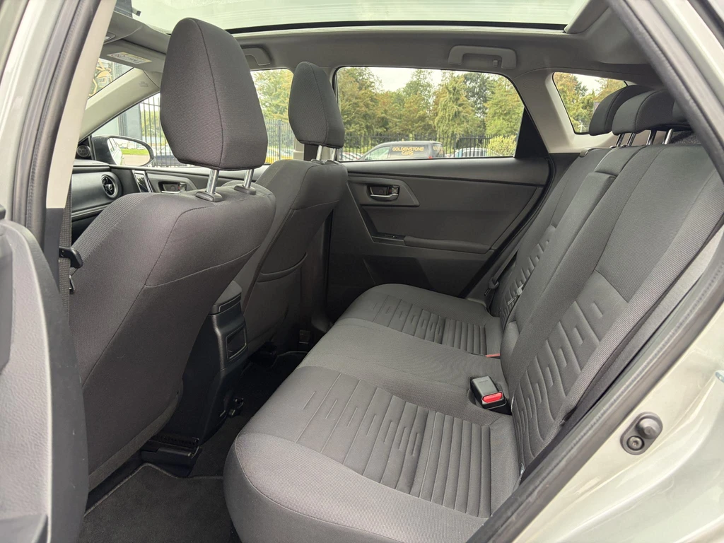 Toyota Auris – foto 12