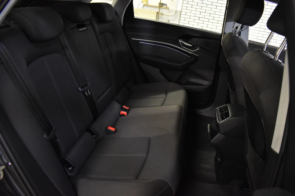 Audi e-tron – foto 19