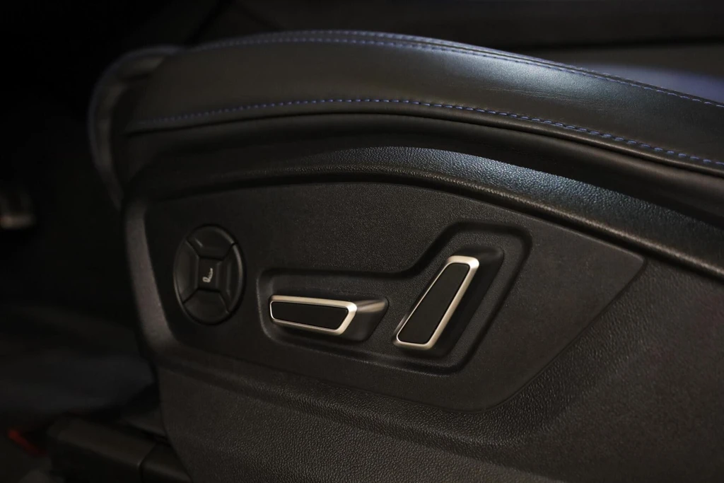 Audi RSQ8 – foto 30