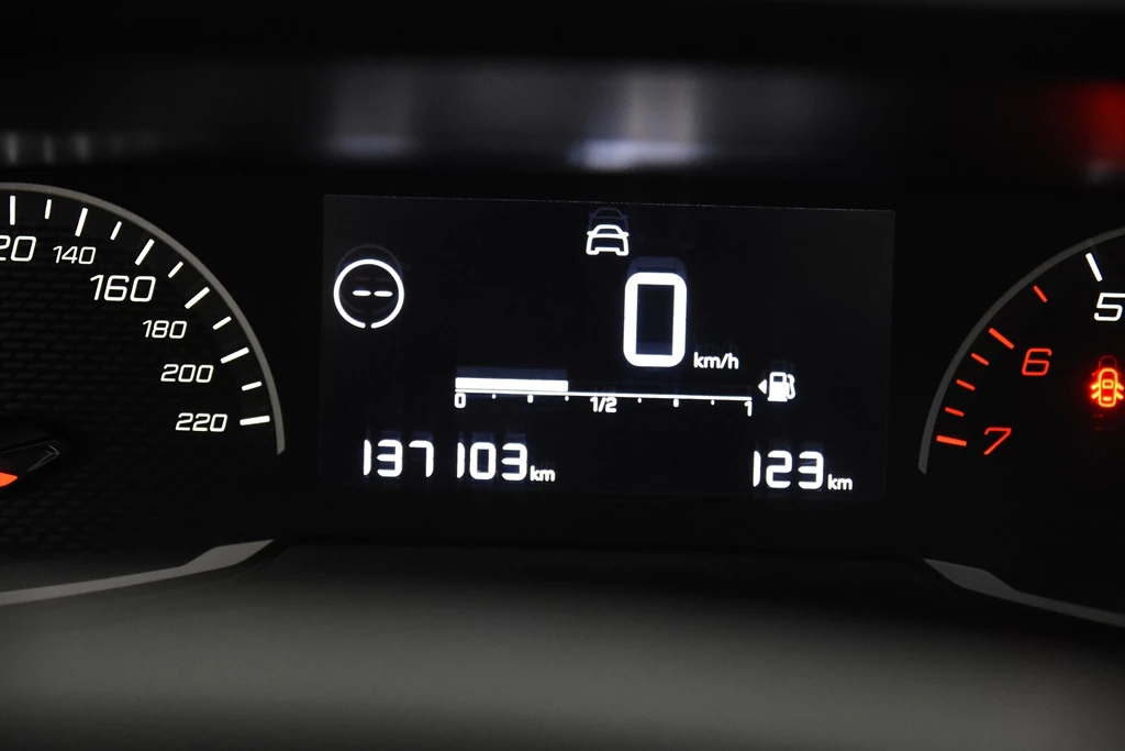 Peugeot 208 – foto 17