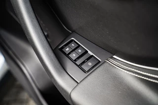 Jaguar F-PACE – thumbnail 67