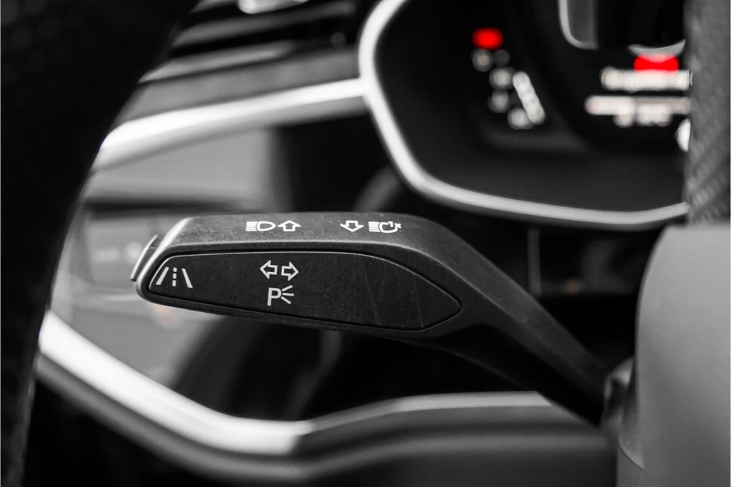 Audi Q3 – foto 36