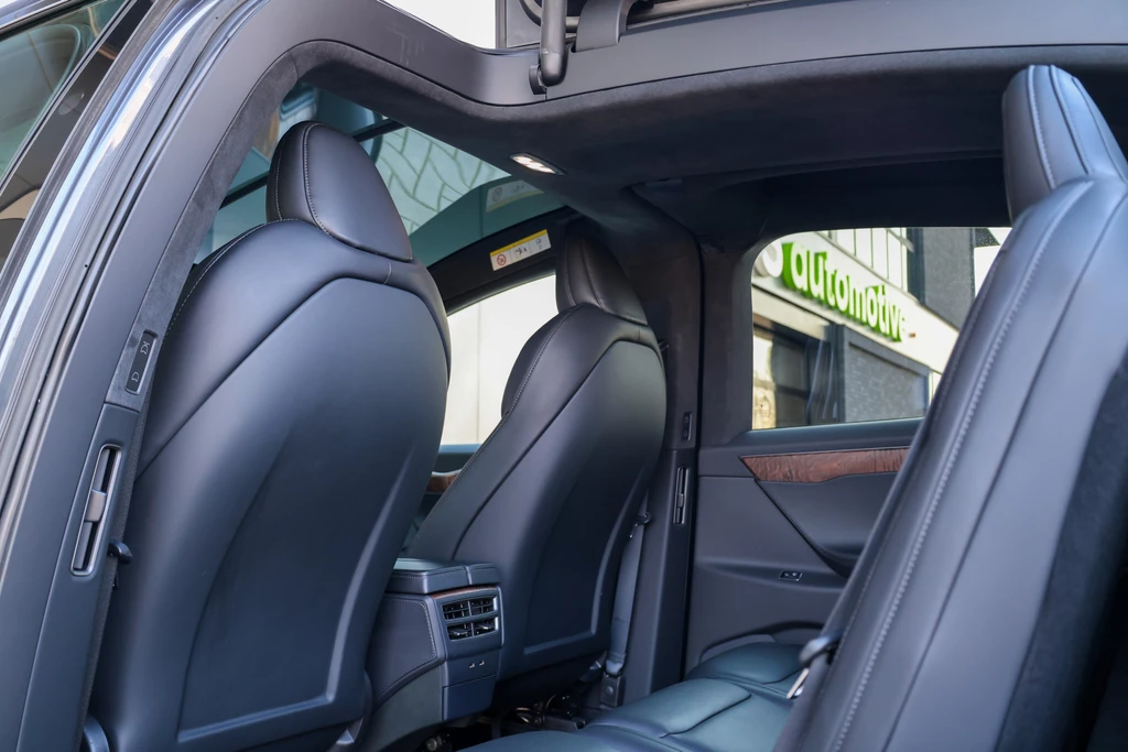 Tesla Model X – foto 36
