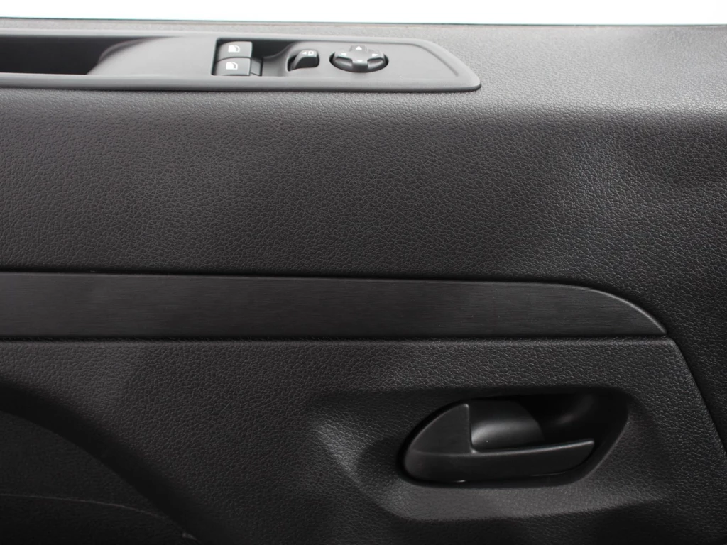 Opel Vivaro – foto 32