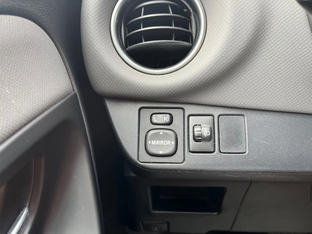 Toyota Yaris – foto 17