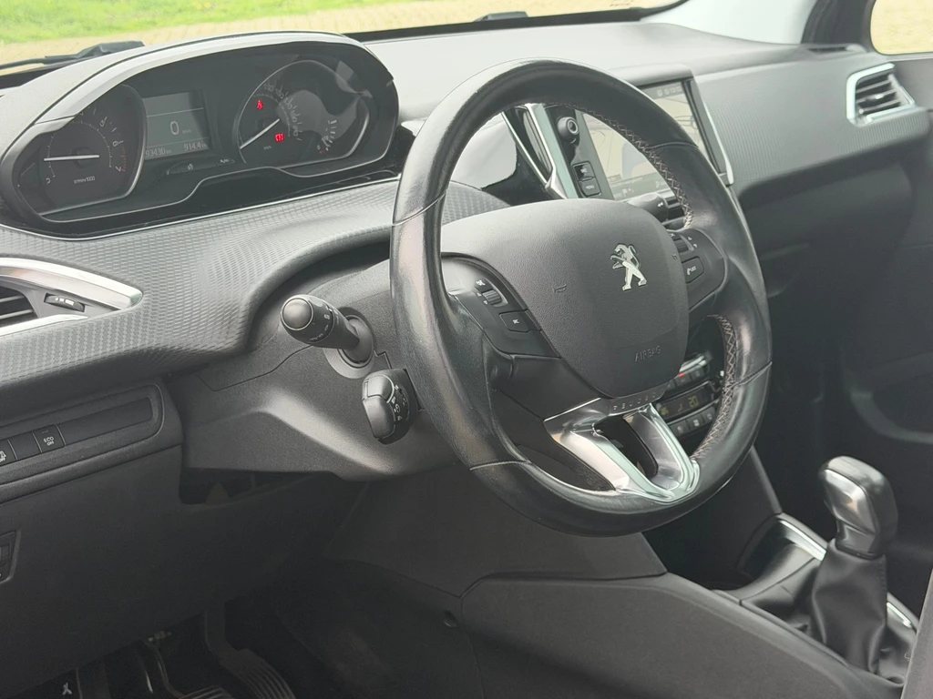 Peugeot 208 – foto 15