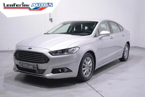Ford Mondeo 1.5 Titanium NAP Navi Camera Trekhaak Verwarbare voorruit