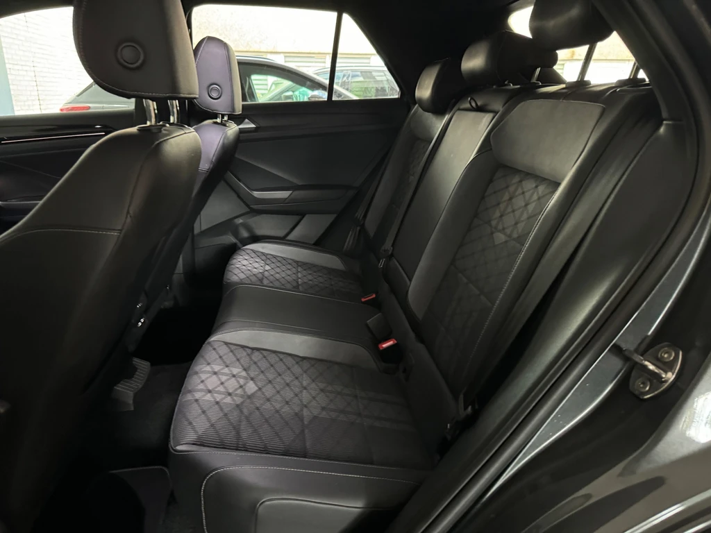 Volkswagen T-Roc – foto 25