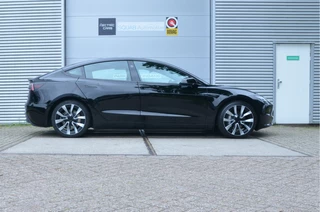 Tesla Model 3 – thumbnail 4