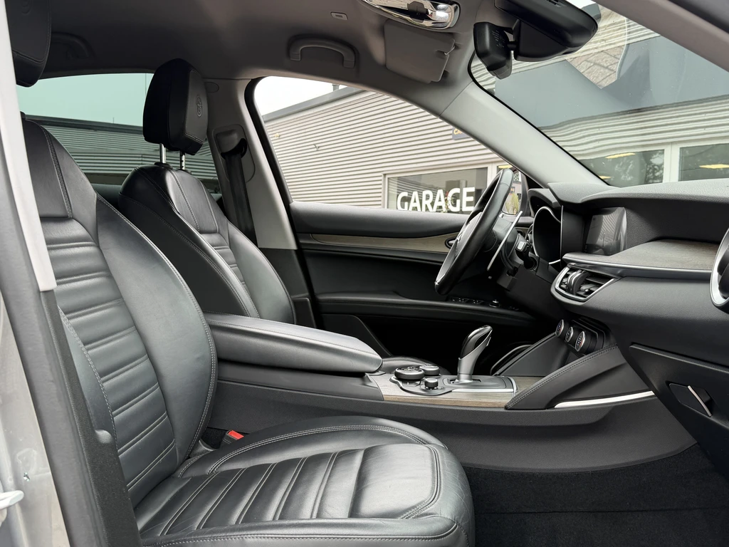 Alfa Romeo Stelvio – foto 11