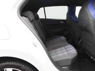 Volkswagen Golf – thumbnail 40