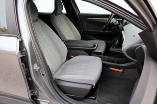 Renault Megane E-Tech – thumbnail 12
