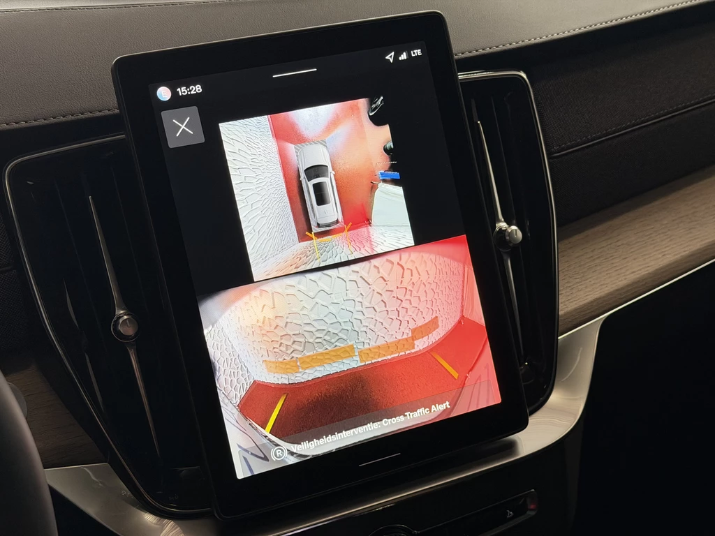 Volvo XC90 – foto 18