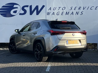 Lexus UX – thumbnail 2