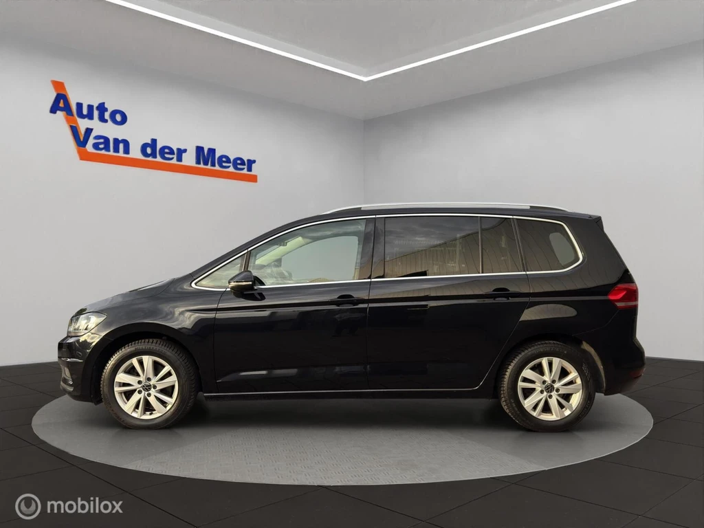 Volkswagen Touran – foto 2