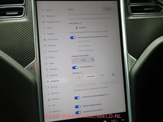 Tesla Model X – thumbnail 26
