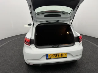 Renault Clio – thumbnail 26