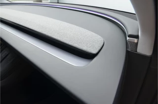 Tesla Model 3 – thumbnail 30