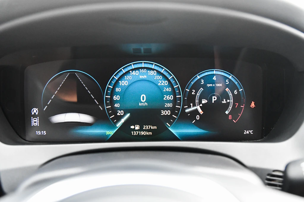 Jaguar XE – foto 31
