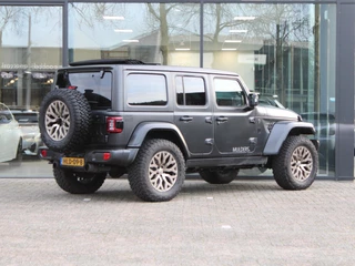 Jeep Wrangler – thumbnail 3