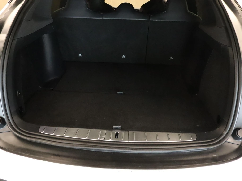 Tesla Model X – foto 14