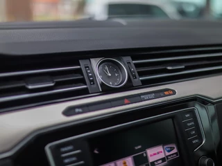 Volkswagen Passat – thumbnail 49
