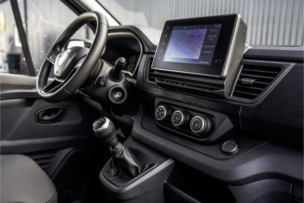 Renault Trafic – foto 12