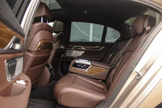 BMW 7 Serie – thumbnail 22