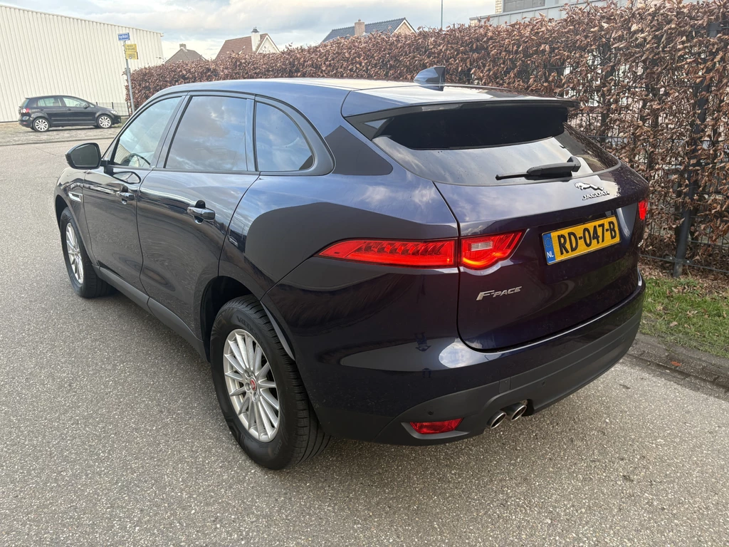 Jaguar F-PACE – foto 5