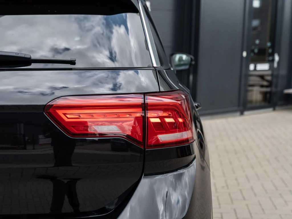 Volkswagen T-Roc – foto 17
