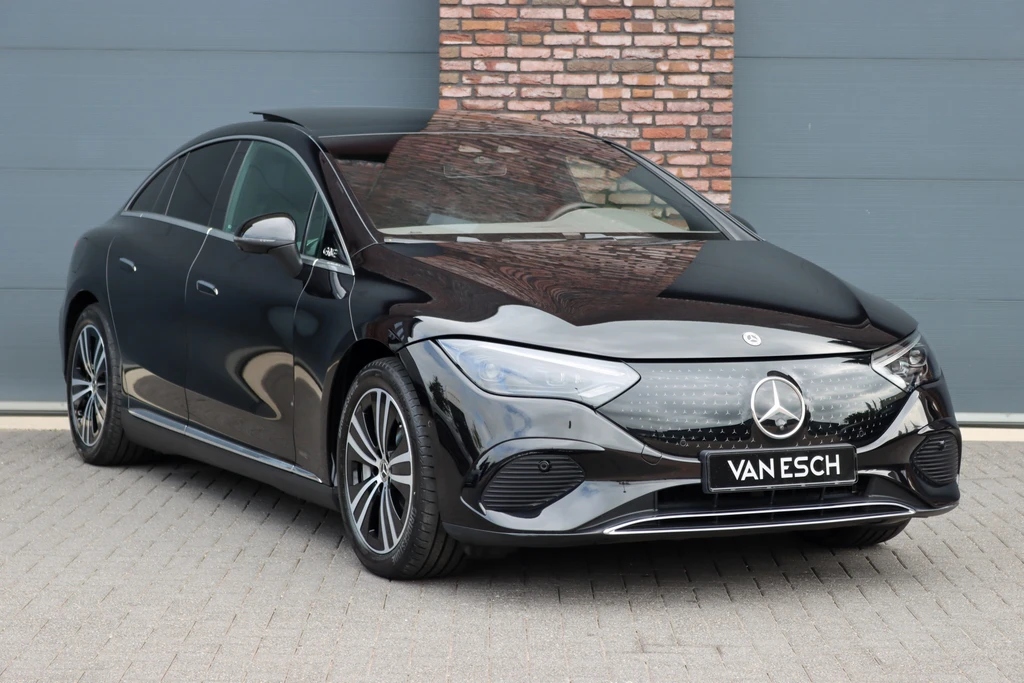 Mercedes-Benz EQE – foto 8