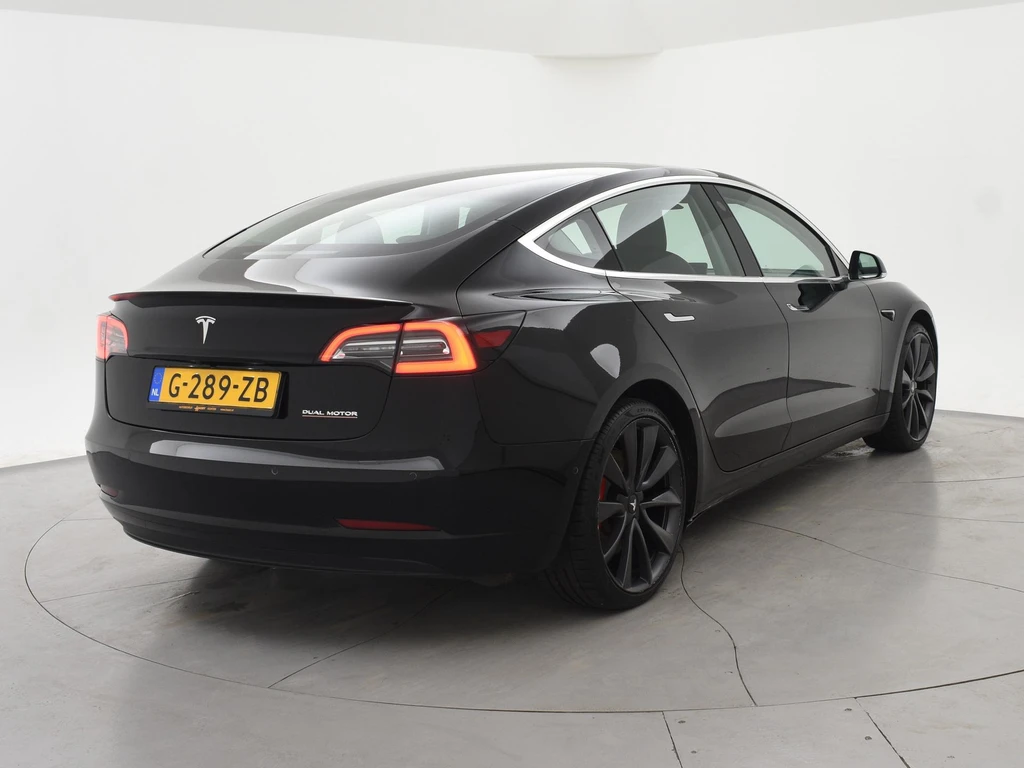 Tesla Model 3 – foto 4