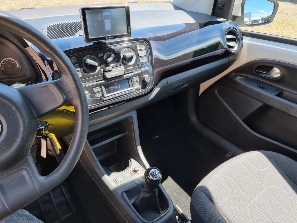 Volkswagen up! – foto 23