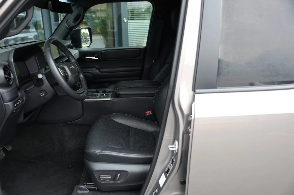 Toyota Land Cruiser – foto 13