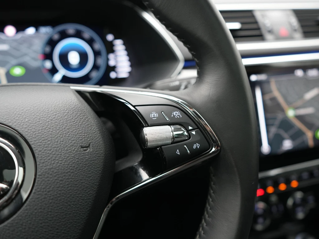 Škoda Superb – foto 36