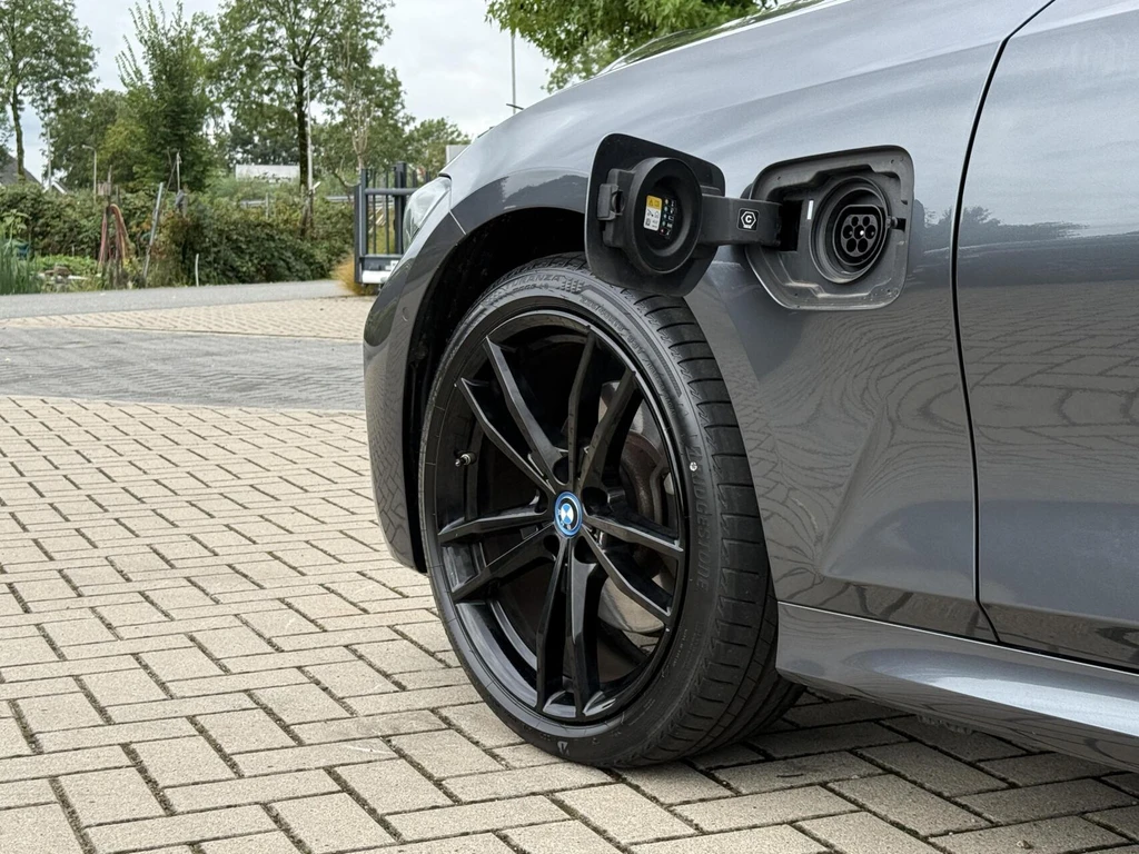BMW 3 Serie – foto 17