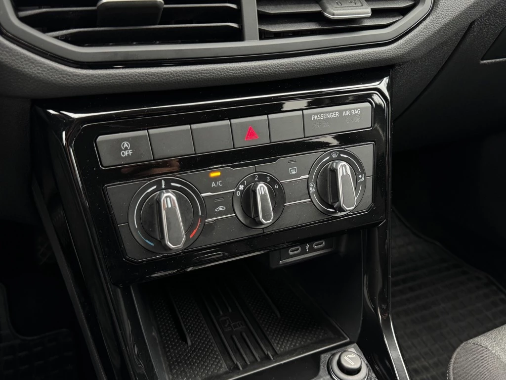 Volkswagen T-Cross – foto 16