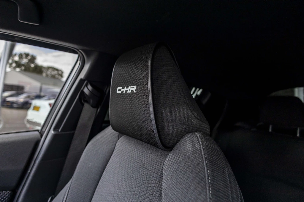 Toyota C-HR – foto 16