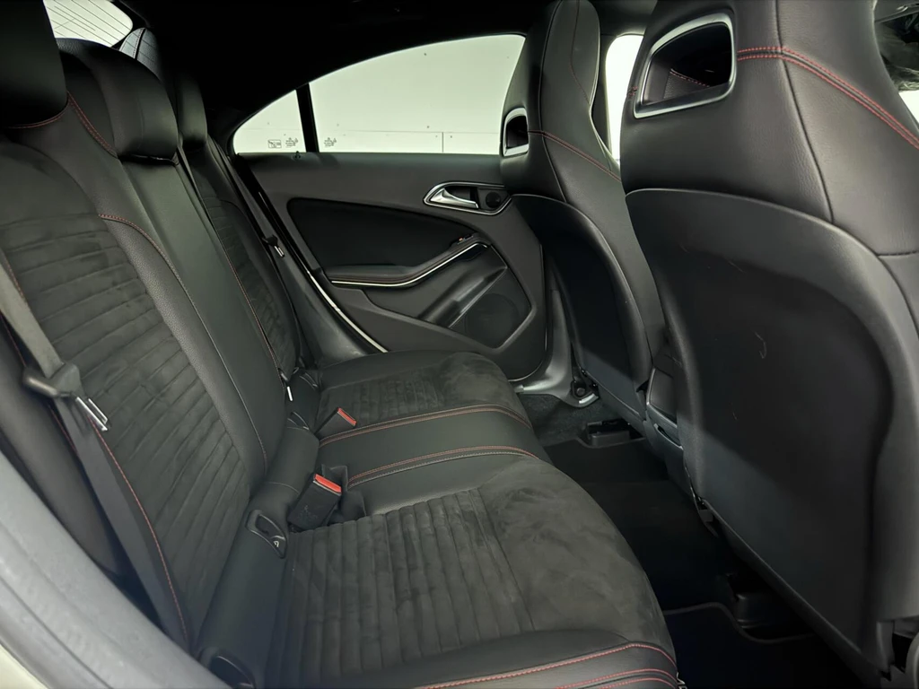 Mercedes-Benz CLA – foto 32