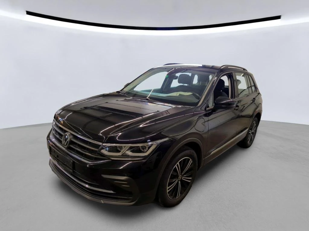 Volkswagen Tiguan – foto 1
