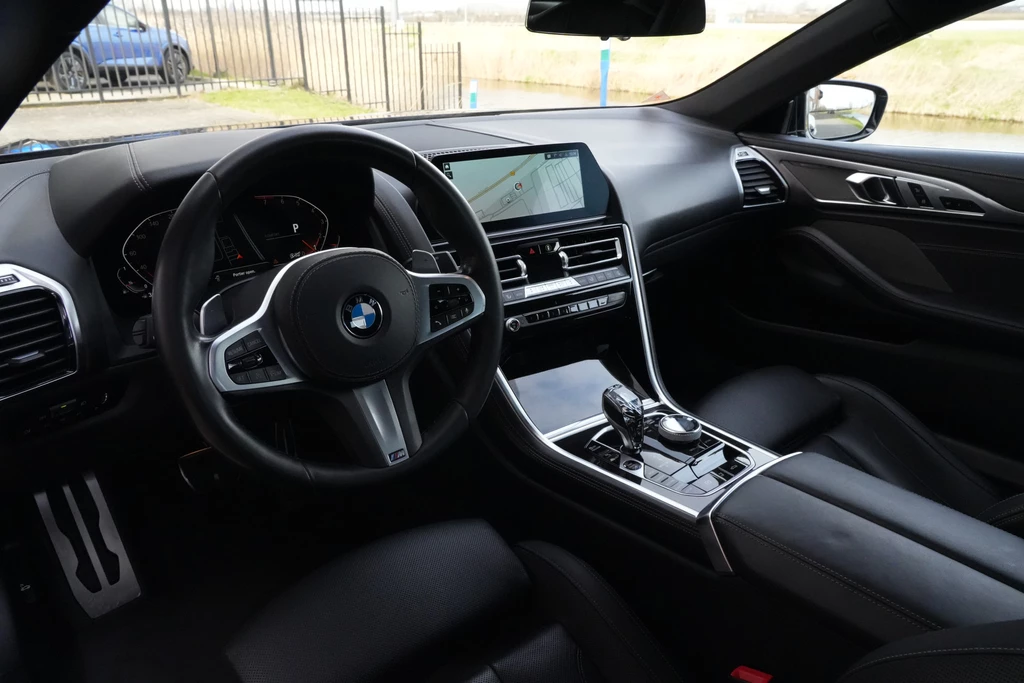BMW 8 Serie – foto 18