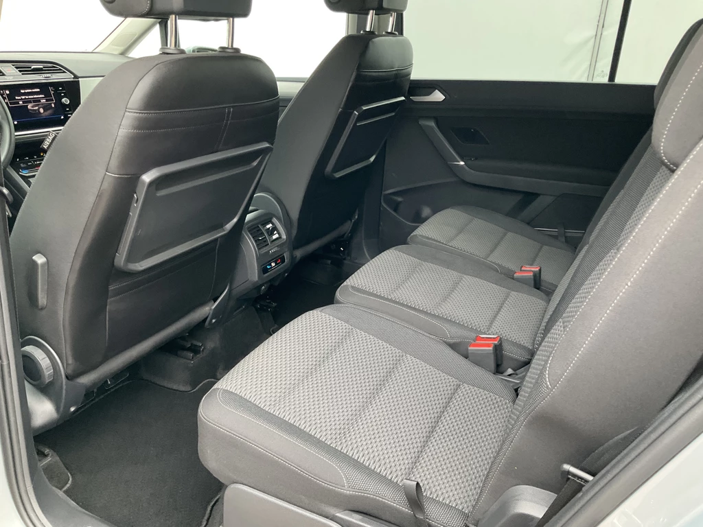 Volkswagen Touran – foto 16