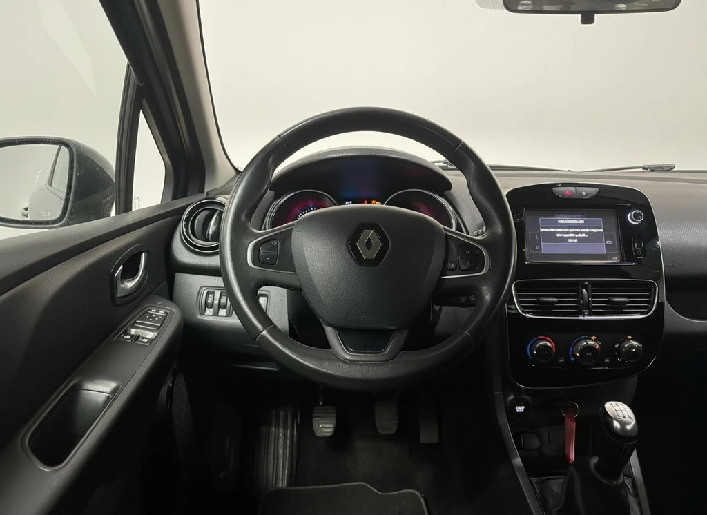 Renault Clio – foto 14